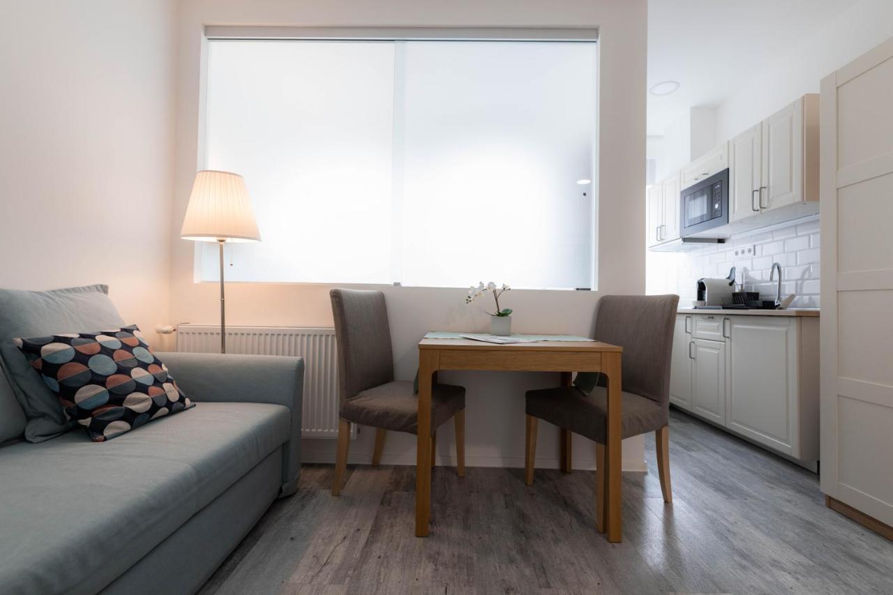 Roomstore Studio Apartments Eger Buitenkant foto