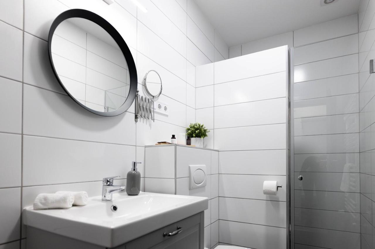 Roomstore Studio Apartments Eger Buitenkant foto